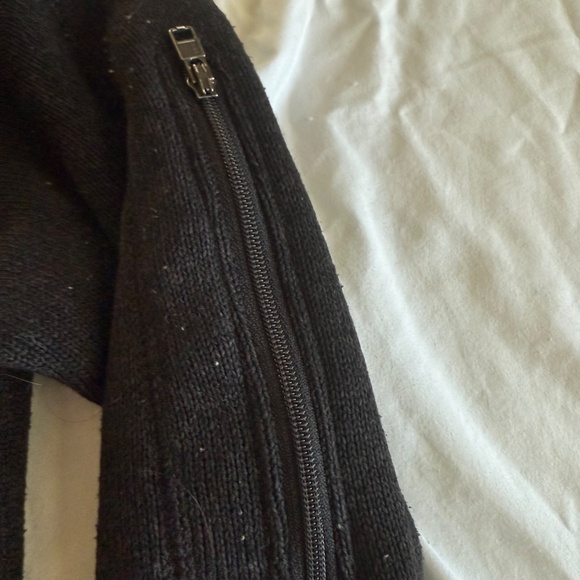 Patagonia Fleece Zip-Up - Picture 4 of 11